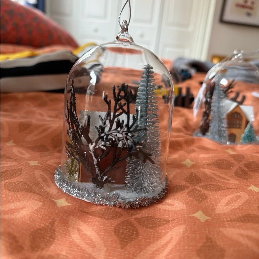 NWT - Holiday Cabin Cloche Ornament